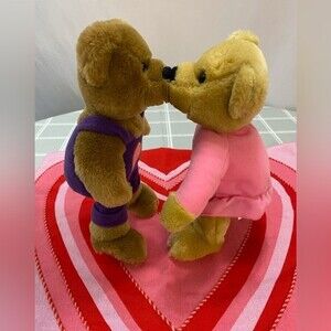 Hallmark Love & Kisses Bears Magnetic Noses Valentines Plush & a Hearts Placemat